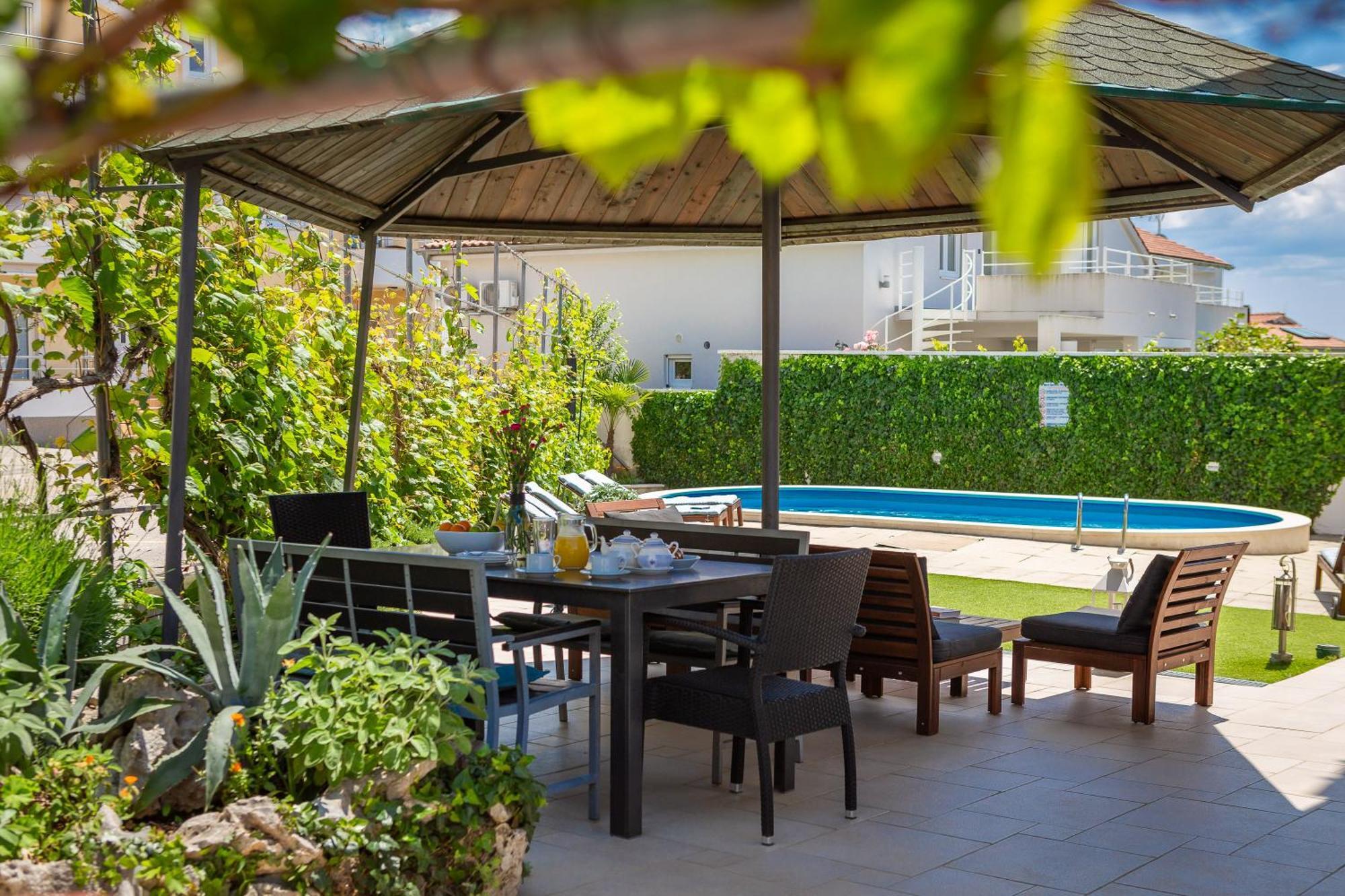 Apartments Tihi III Водице Екстериор снимка