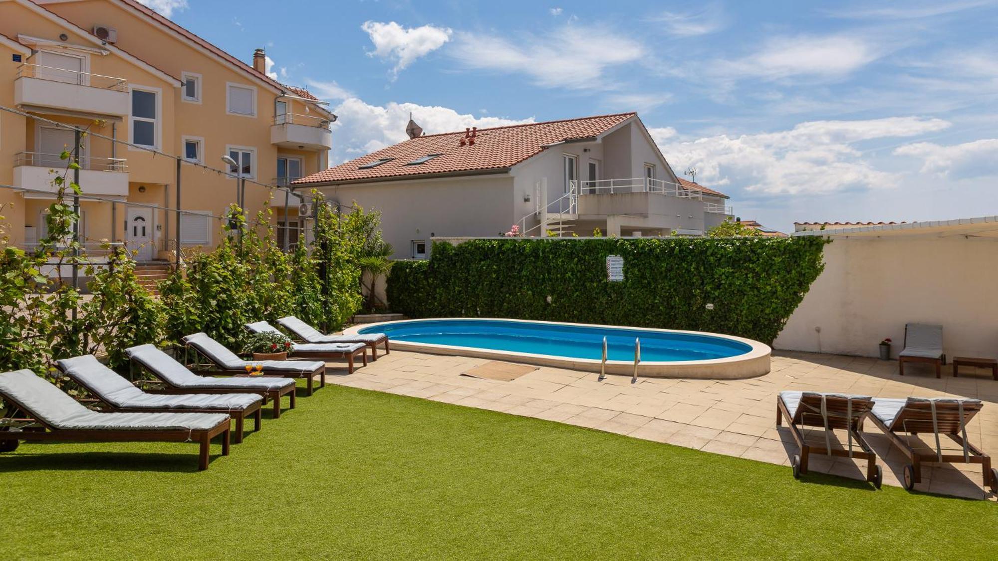 Apartments Tihi III Водице Екстериор снимка
