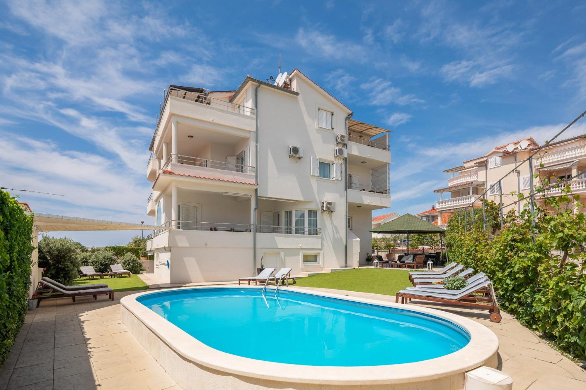 Apartments Tihi III Водице Екстериор снимка