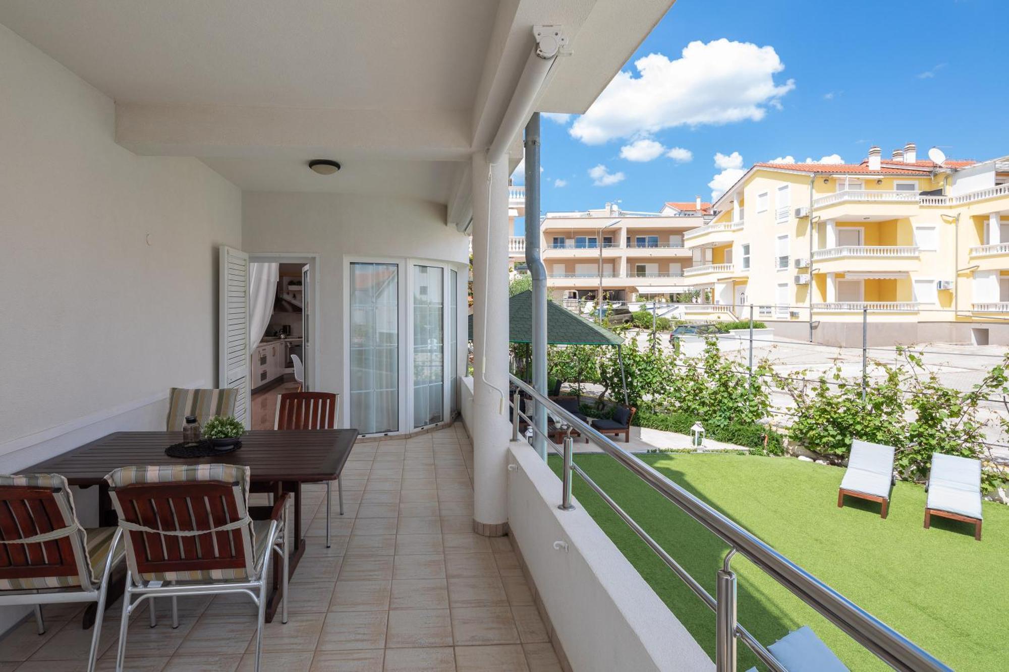 Apartments Tihi III Водице Екстериор снимка